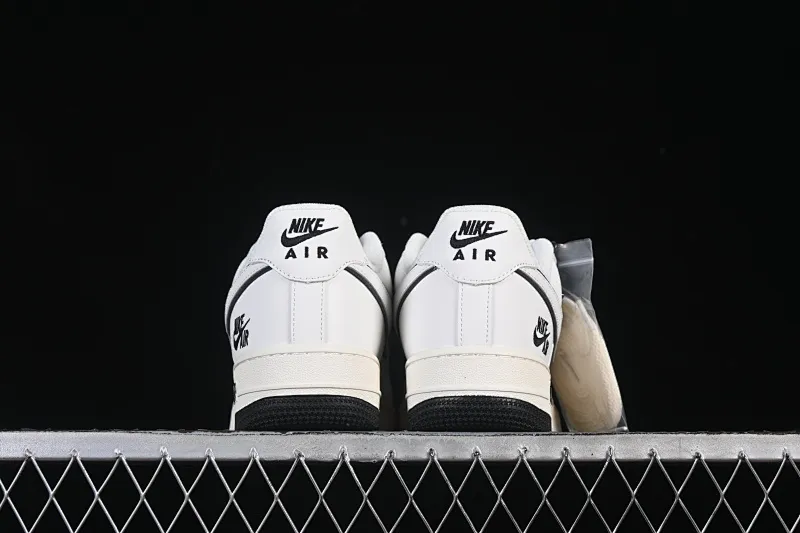 All Categories Nk Air Force 1 Air Force Series Nk Air Force 1 Low Air Force Low Nike Air Force 1'07 Low Beige White Black Air Force One Low Casual Shoes CS5288-036